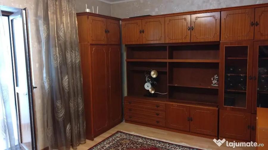 Apartament cu 2 camere decomandat în Lujerului