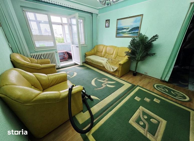 Apartament cu 3 camere în Alexandru cel Bun