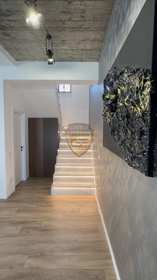 Duplex cu 5 camere cu Canalizare în Năvodari