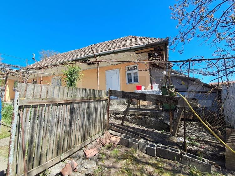 Casă individuală cu 3 camere cu Canalizare în Nazna
