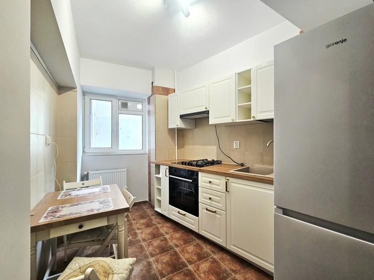 Apartament cu 2 camere decomandat, mobilat în 1 Mai