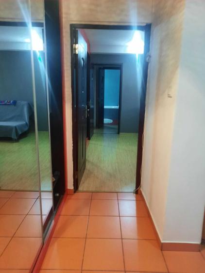 Apartament cu 2 camere semidecomandat în Giurgiului