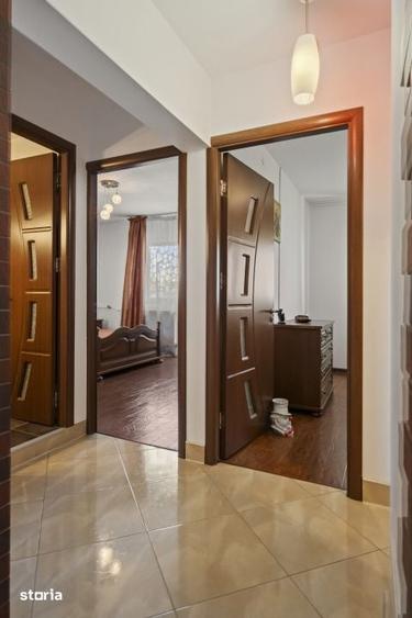 Apartament cu 4 camere decomandat în Rahova