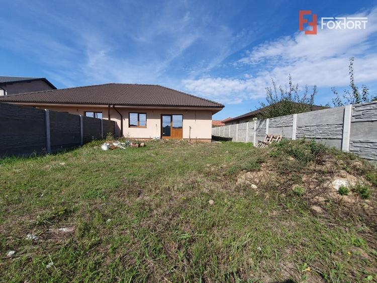 Duplex cu 3 camere cu Teren 325 Mp în Șag