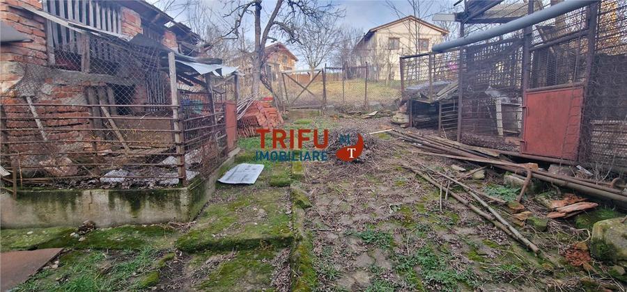 Casă individuală cu 4 camere cu Canalizare în Șeușa