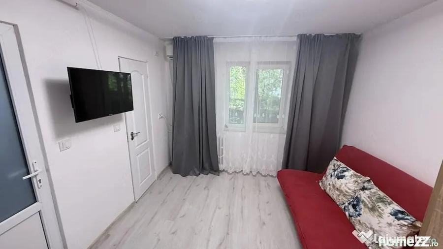 Garsonieră nedecomandată în Vest