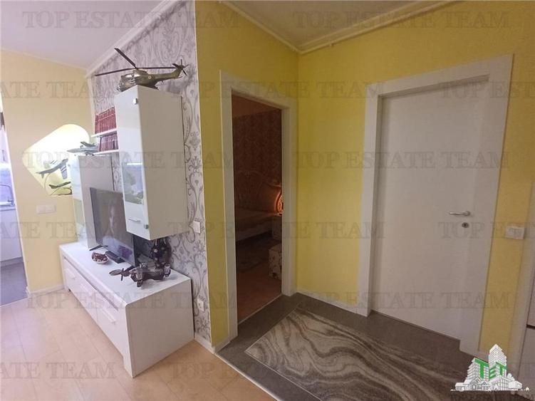 Apartament cu 3 camere semidecomandat, mobilat în Chitila