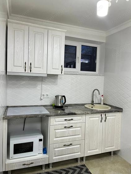 Apartament cu 2 camere decomandat în Berceni
