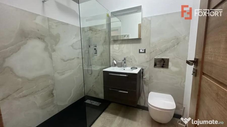 Apartament cu 2 camere decomandat, mobilat în Central