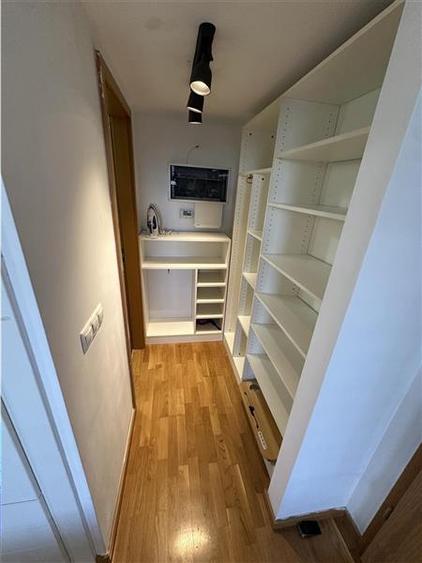 Apartament cu 2 camere semidecomandat în Băneasa