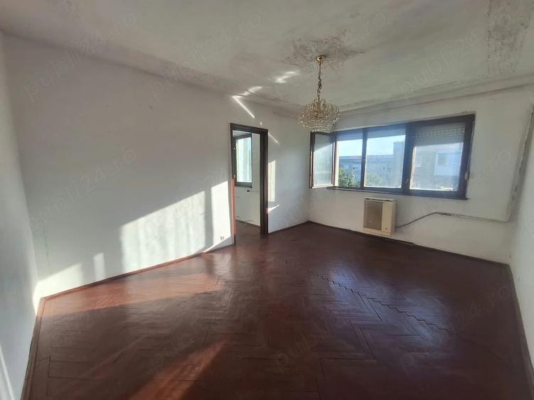 Apartament cu 2 camere nedecomandat în Central