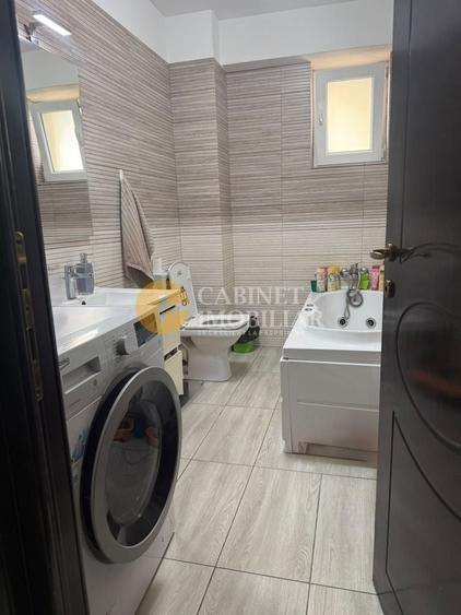 Apartament cu 3 camere decomandat, mobilat în Cug