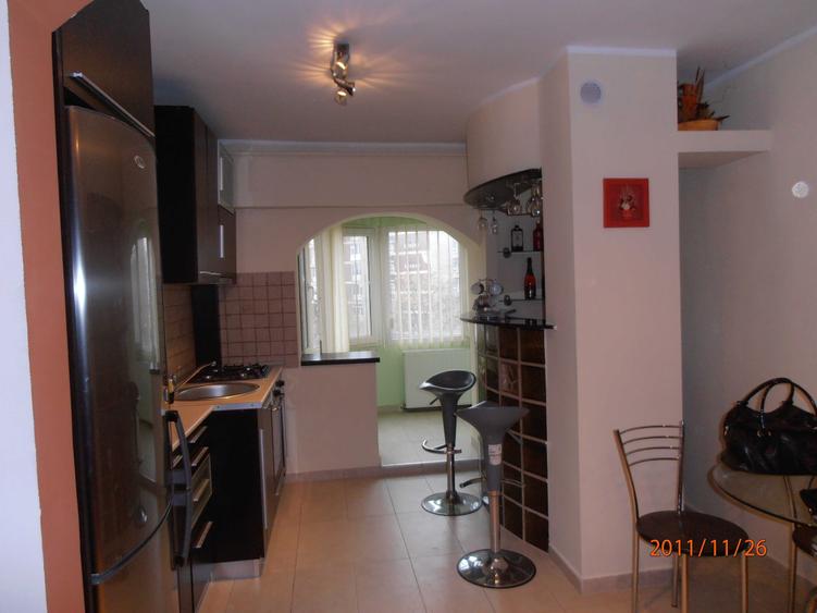 Apartament cu 2 camere decomandat în Drumul Carului