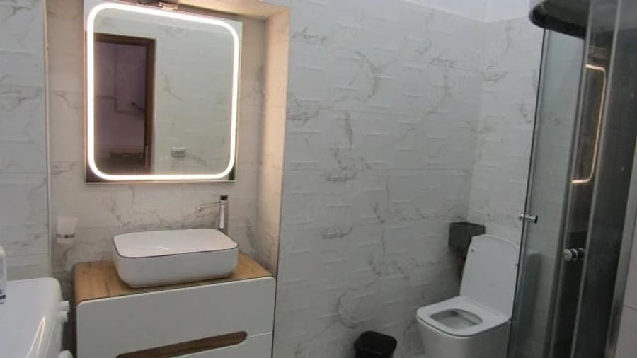 Apartament cu 2 camere semidecomandat în Centrul Istoric