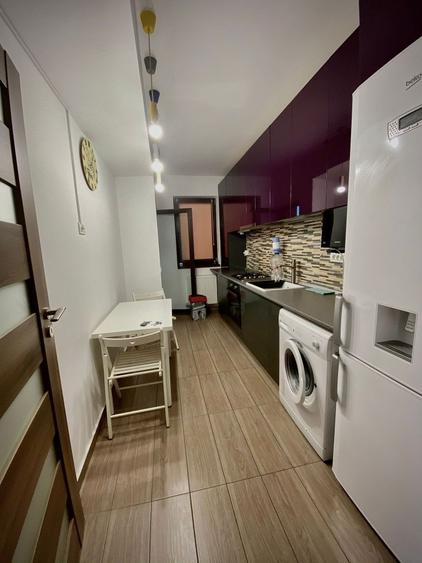 Vand apartament 2 cam + loc de parcare - 3