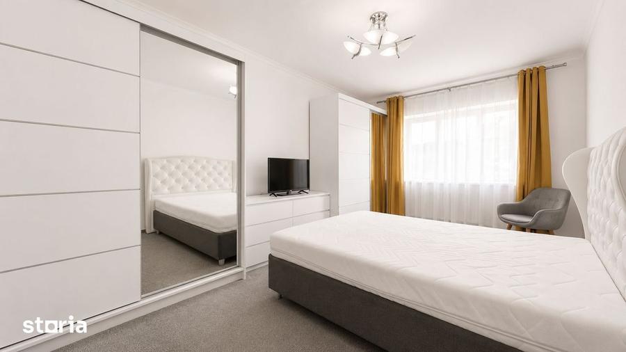 Apartament cu 3 camere în Decebal