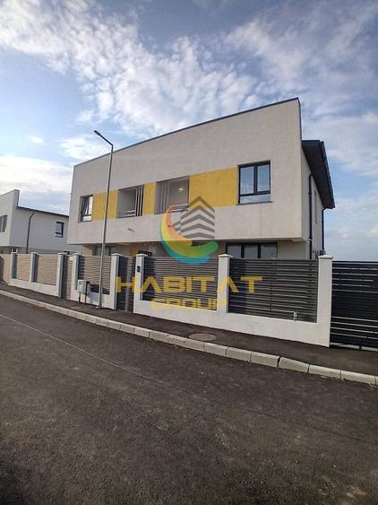 Casă cu 4 camere cu Canalizare în Vidra