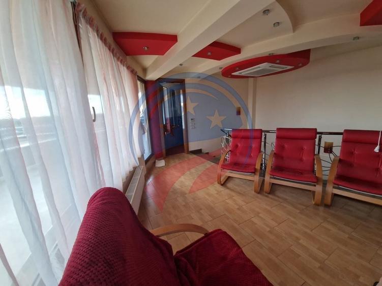 Casă individuală cu 5 camere cu Canalizare în Siloz