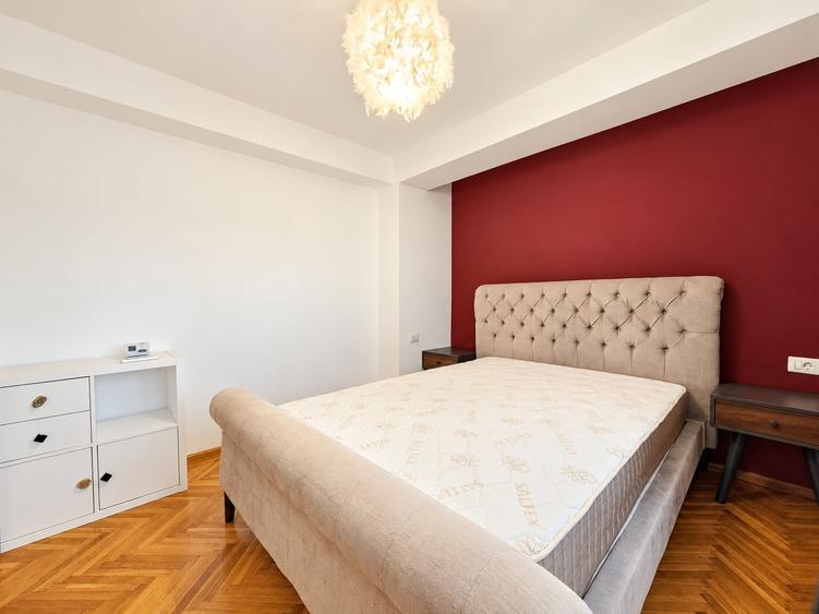 Apartament cu 2 camere decomandat în Mazepa 1