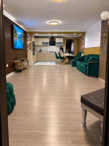 Casă cu 4 camere în Andronache