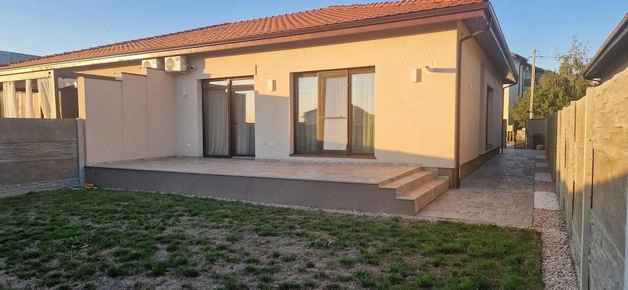 Casă cu Teren 320 Mp în Dumbrăvița