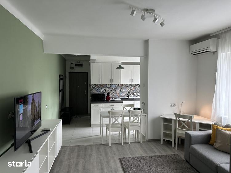 Apartament cu 2 camere semidecomandat în Central