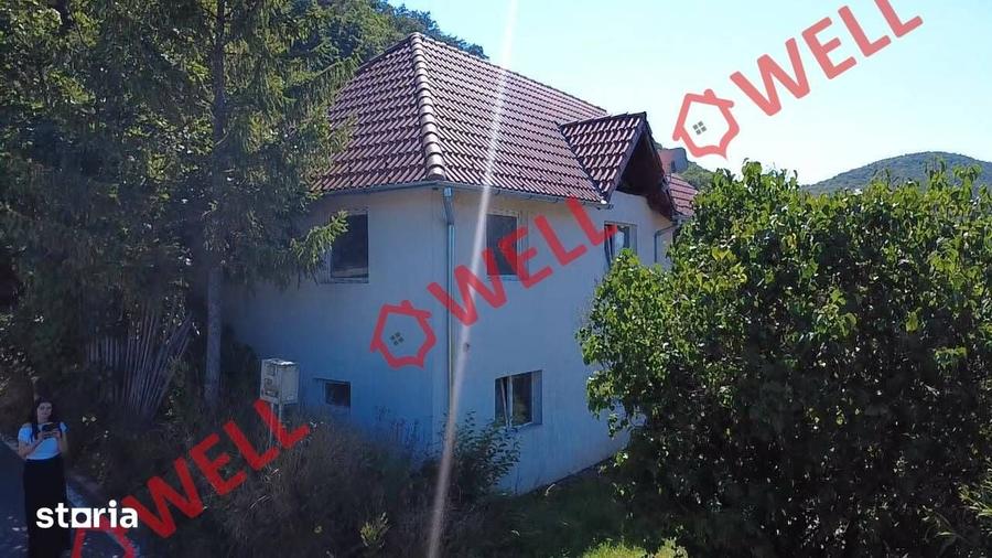 Casă cu Teren 502 Mp în Malnaș