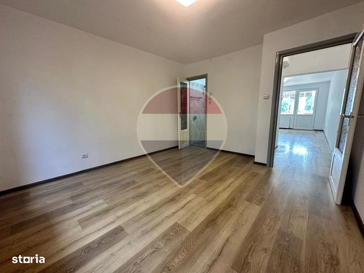 Apartament cu 4 camere în Craiter