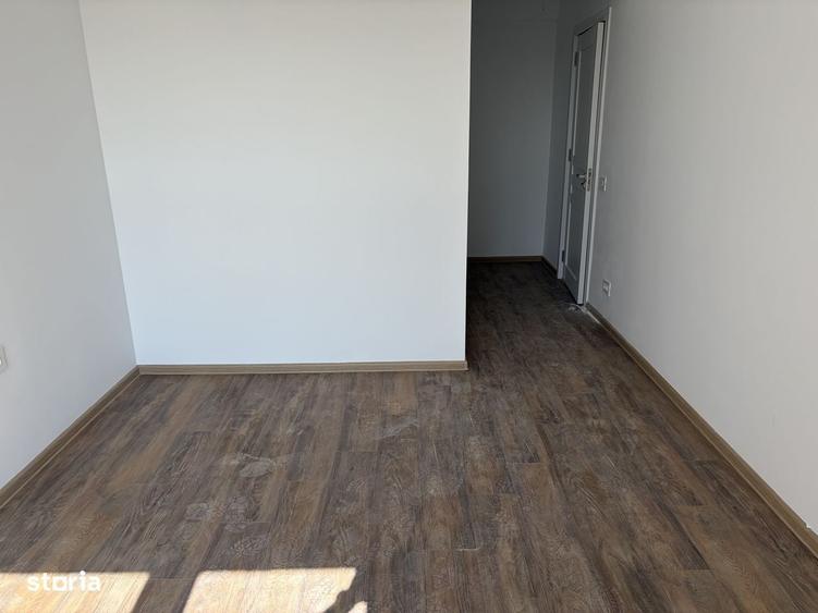 Apartament cu 3 camere în Uverturii