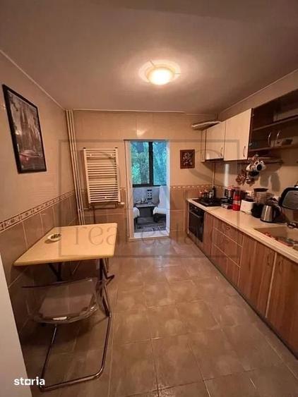 Apartament cu 2 camere decomandat în Aviației