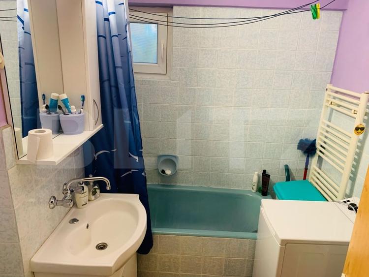 Apartament cu 3 camere decomandat, mobilat în Tudor