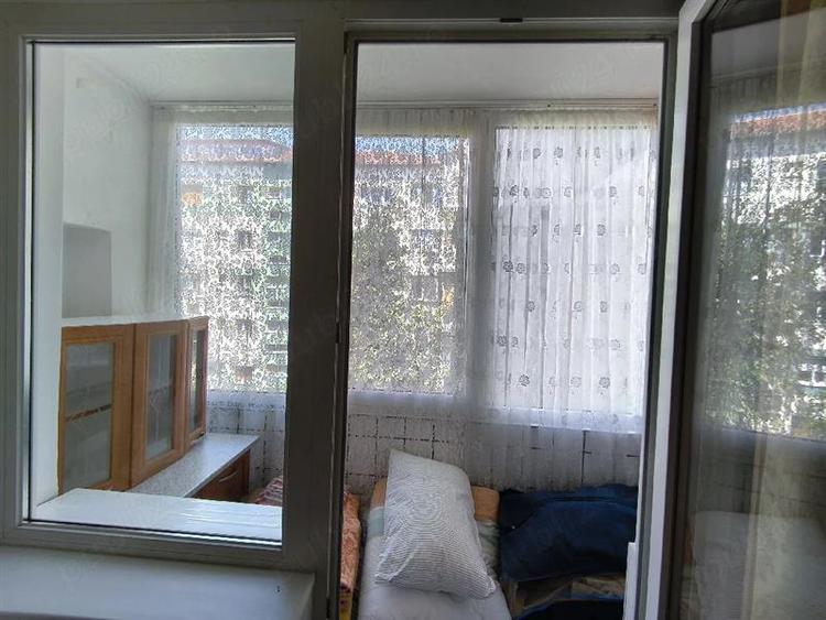 Apartament cu 2 camere nedecomandat, mobilat în Girocului
