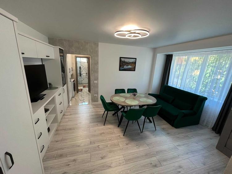 Apartament cu 3 camere decomandat în Ultracentral