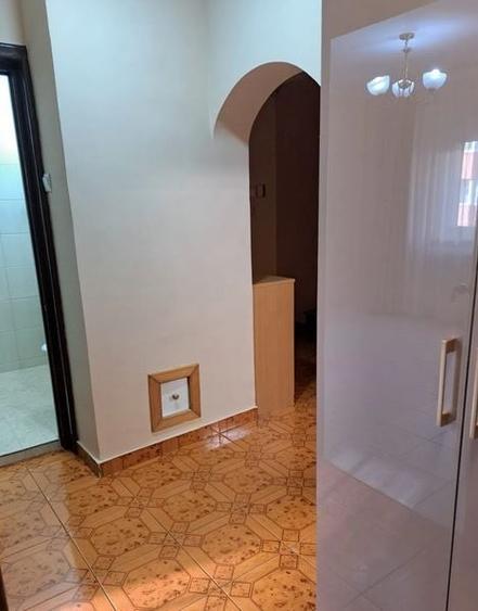 Apartament cu 3 camere decomandat, mobilat în Nerva Traian