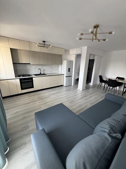 Apartament cu 2 camere decomandat în Central