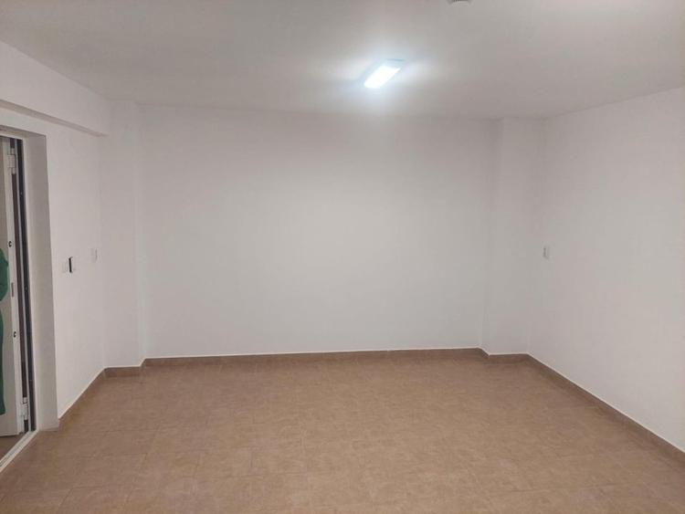 Spațiu comercial, de 84 mp, în Sărari