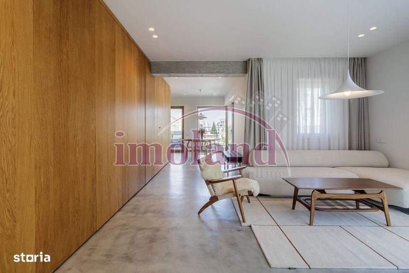 Unique Penthouse with 2 terraces and parking - Central Bucharest - 1