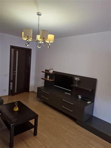 Apartament cu 2 camere decomandat, mobilat în Obor
