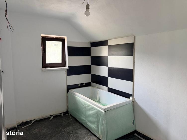 Casă cu 4 camere cu Teren 200 Mp în Dărmănești
