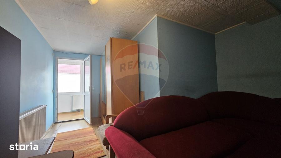 Casa cu 2 corpuri in Sanpetru | Singur in curte | 1025 mp teren - 3
