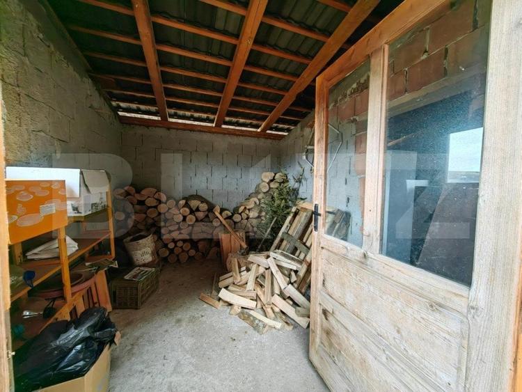 Casă individuală cu 4 camere cu Garaj în Oarda
