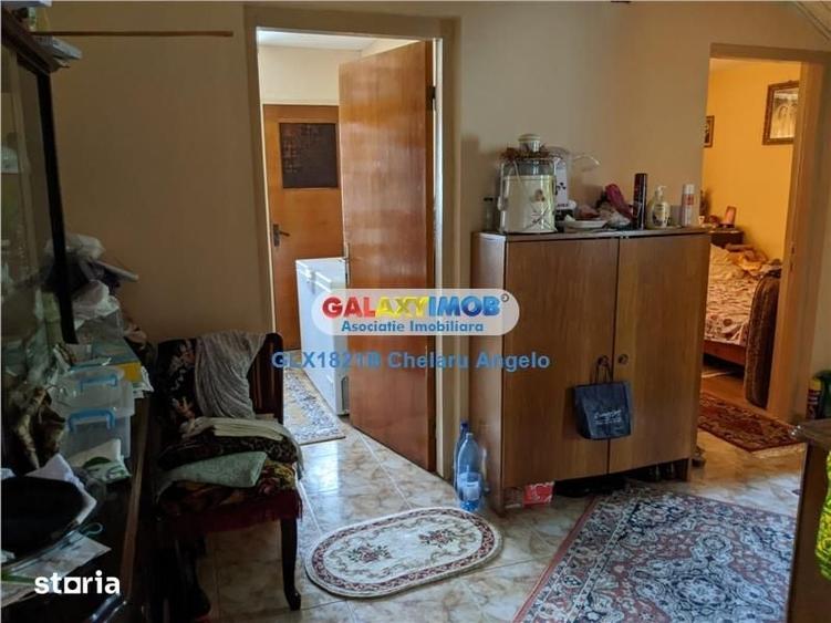 Casă cu 4 camere cu Teren 2000 Mp în Grădiștea
