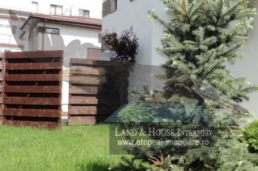 Duplex cu 4 camere cu Canalizare în Central