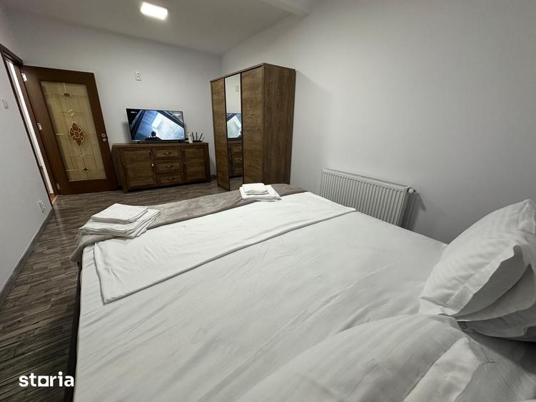 Casă cu 4 camere cu Teren 600 Mp în Central