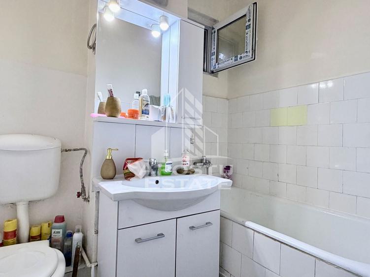 Apartament de vanzare Calea Torontalului Cetatii centrala boxa - 3