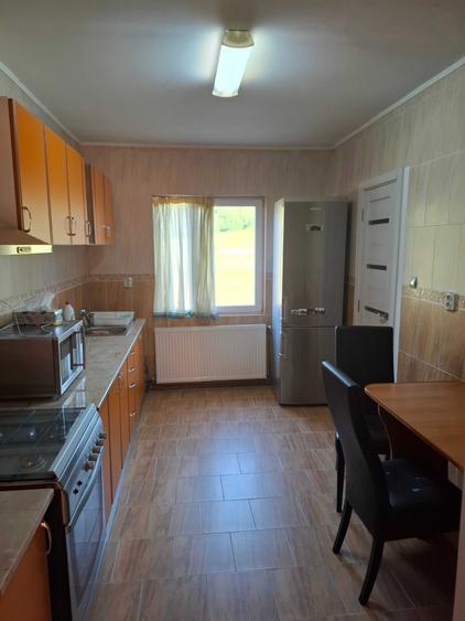 Casă cu 2 camere în Central