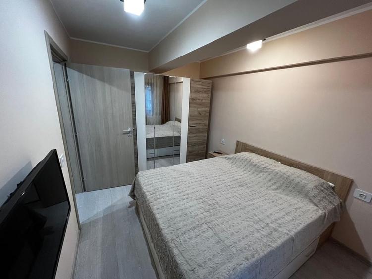 Apartament cu 2 camere decomandat în Palazu Mare