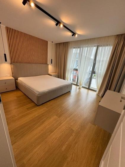 Duplex cu 4 camere cu Canalizare în Șelimbăr