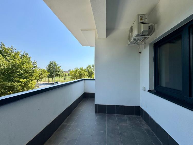 Garsonieră decomandată în Sisești