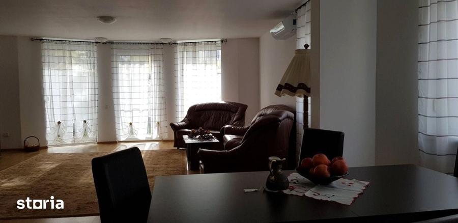 Casă cu Teren 329 Mp în Trei Stejari